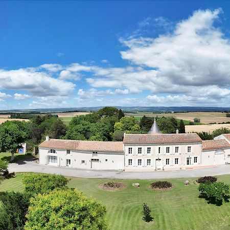 Domaine De Lanis - Maison D'Hotes Avec Parc Et Piscine กัสเตลโนดารี ภายนอก รูปภาพ