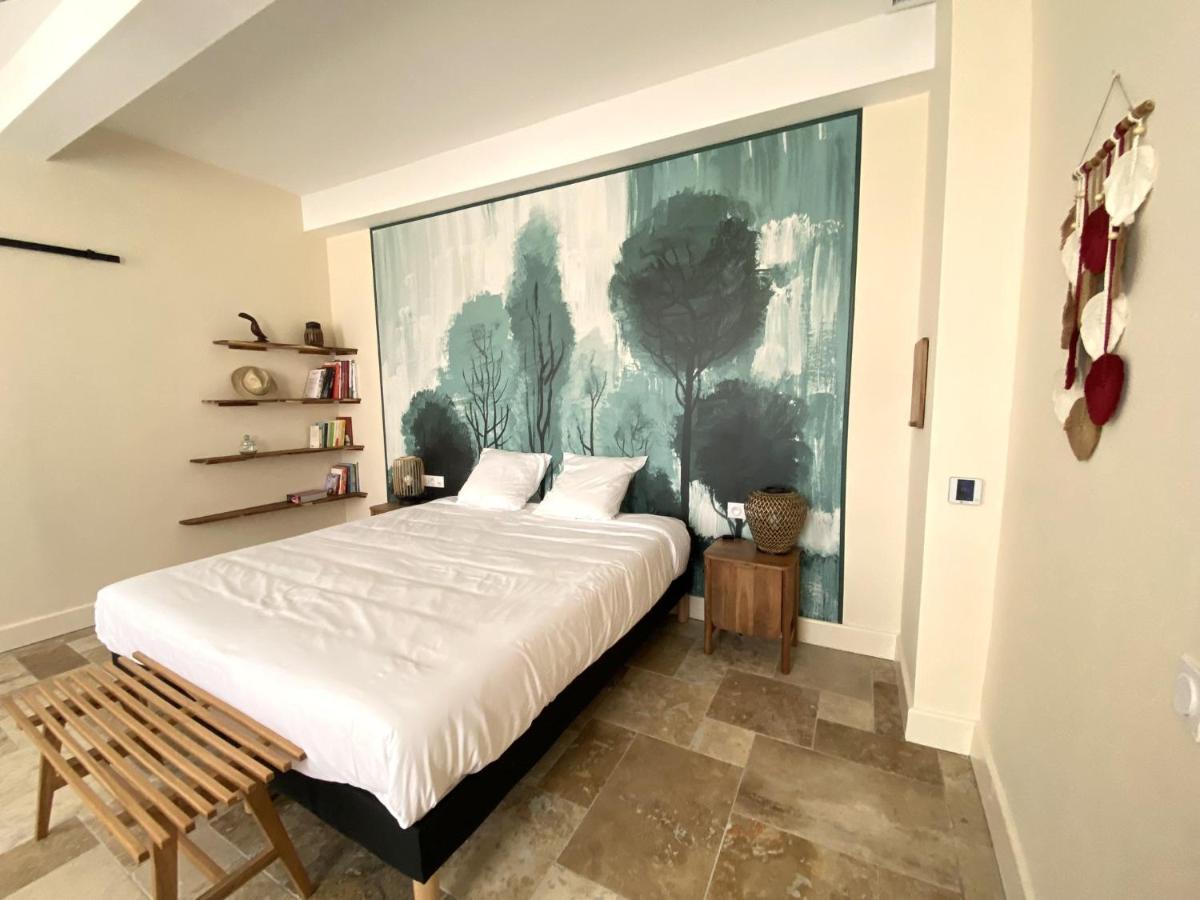 Domaine De Lanis - Maison D'Hotes Avec Parc Et Piscine กัสเตลโนดารี ภายนอก รูปภาพ