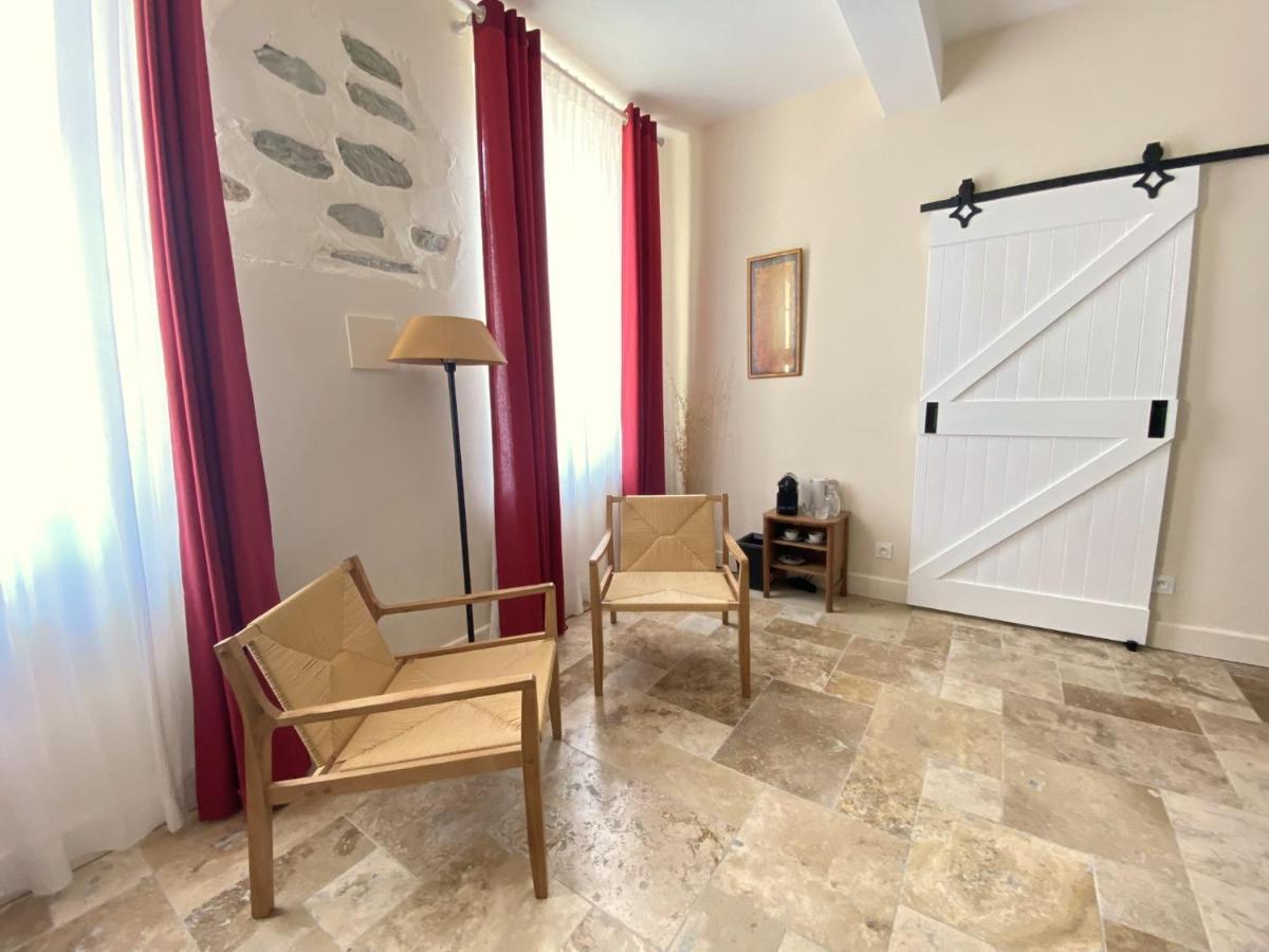 Domaine De Lanis - Maison D'Hotes Avec Parc Et Piscine กัสเตลโนดารี ภายนอก รูปภาพ