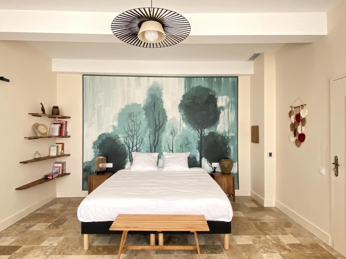 Domaine De Lanis - Maison D'Hotes Avec Parc Et Piscine กัสเตลโนดารี ภายนอก รูปภาพ